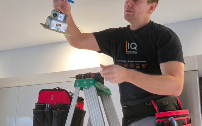 LED light replacement by Toronto handyman